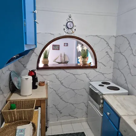 Apartment Captain's *