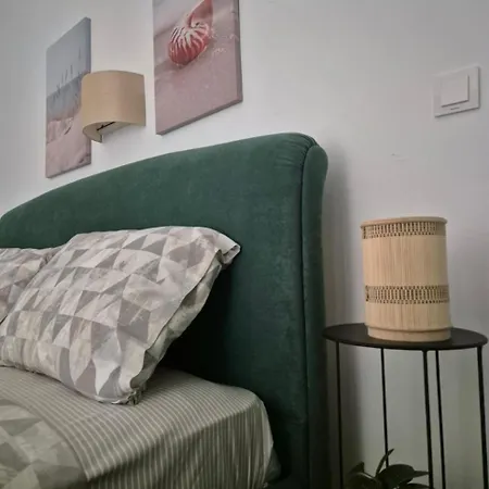 Apartment Captain's *