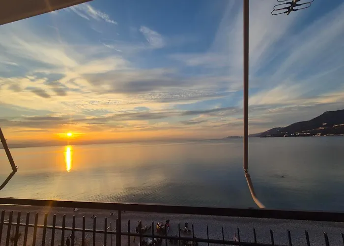 Captain's Apartment *